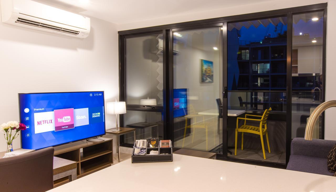 Spencer Street Apartments Мелбърн Екстериор снимка